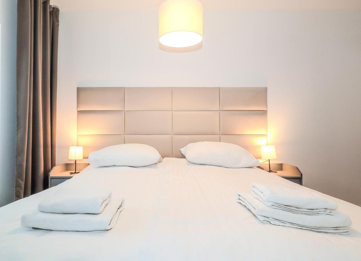 Platinium Dwie Motlawy River View Apartmán *